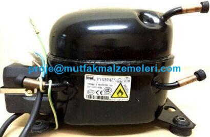 Yüksek performanslı soğutucu motoru, sessiz çalışma prensibi sayesinde otel odalarındaki mini barlar için mükemmeldir. R600A gaz uyumlu yapısıyla çevre dostu ve verimli bir soğutma sunar. Kompakt tasarımıyla kolay montaj imkanı sağlar, Minibar Soğutucu D