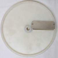 Çağdaş 5 mm Dilimleme Kesme Bıçağı:Çağdaş sebze doğrama makinası parçası doğrayıcı bıçaklarından 5 mm kalınlıkta kesen bıçak olup orijinal Çağdaş 5 no kesme bıçağıdır. #Çağdaş #SebzeDoğrama #DilimlemeBıçağı #MutfakYedekParça