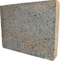 30x50x7 cm Antep Fırın Taşı (Karataş). Gözenekli, siyah mat bazalt yapısıyla yüksek ısı verimliliği sağlayan doğal taban taşı. Seyyar fırınlar ve endüstriyel fırınlar için uygundur. Ortalama 25 kg ağırlığındadır.