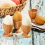 5,7x6,8 cm ölçülerindeki bambu yumurtalık, haşlanmış yumurta servisleri için pratik ve dekoratif bir üründür. Restoran, kafe ve otellerde kahvaltı ve brunch sunumlarında kullanılabilir. Doğal bambu tasarımı masa sunumlarına şık bir görünüm kazandırır.