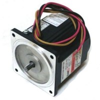 Türkiye nin her yerine hızlı teslimat! E8125PXL-CE tipi, 1.5 uf kondansatörlü profesyonel cağ kebap ocağı motoru. Otomatik çevirme sistemleri üreticileri için dayanıklı ve kaliteli çözüm.