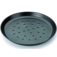 28 cm delikli pizza fırın tepsisi; alüminize çelik gövdesi, 0,6 mm kalınlığı, düz tabanı ve 2 kat non-stick kaplamasıyla pizzacı, restoran, kafe ve otellerde pizza pişirmek için pratik ve işlevsel bir mutfak ekipmanıdır.