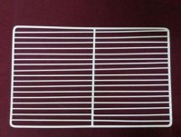 Ev tipi buzdolaplarında, kiler dolaplarında ve mini soğutucularda yedek parça ya da istifleme rafı olarak kullanılan 38x60 cm tel raf, ağır tencereleri güvenle taşır. Özel ölçü siparişleriniz ve indirimli fiyat teklifleri için bize hemen ulaşın.