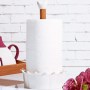 1.sınıf bambu ahşap malzemeden üretilen kağıt havluluk, 15,5 cm geniş tabanı sayesinde devrilme yapmaz ve stabil kullanım sunar. Nemli ortamlara dayanıklı yapısı ve modern tasarımıyla ev ve ofis mutfakları için idealdir. Hijyenik ve şık tasarım.