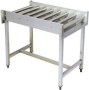 1200x565/650x850 mm ölçülerinde, paslanmaz krom çelikten üretilmiş, kaydırmalı makara sistemi bulunan, sanayi tipi konveyörlü bulaşık makineleri ile uyumlu, ayarlanabilir ayaklı bulaşık giriş tezgahı.