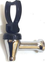 Çay kazanlarına estetik ve dikkat çekici bir hava katan, basmalı mekanizmalı döküm metal çay makinesi çeşmesi. İstanbul Kasımpaşa merkezli depomuzdan deforme olmayacak korunaklı paketleme ve hızlı kargo avantajıyla sevk edilir.