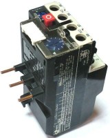Sanayi tipi trifaze elektrik motorlarını aşırı akım ve faz kaybına karşı koruyan 4-6 A ayarlı motor koruma termiği. Motorların yanmasını önleyen kaliteli ve profesyonel panolara uyumlu yedek parça burada.