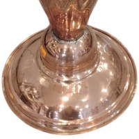Dayanıklı yapısı ve 25 cm genişliğiyle sanayi, otel ve ev tipine uygun vintage şemsiyelik. Temizliği ve parlatılması kolay olan SN809 modeli, kancalı saplı şemsiyeler için ideal derinliktedir. Kargo imkanı ve yerli üretim kalitesiyle kapınıza kadar gelir