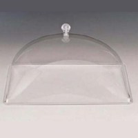 Plastik Sunum Fanusu Kapağı, 27,5x42,5 cm ölçüsüyle uyumlu tepsilerde yiyeceklerin daha düzenli ve korunaklı şekilde sunulmasına yardımcı olur. Pastane, kafe, restoran, otel ve büfelerde kek, kurabiye, poğaça ve çeşitli ikramlıklar için kullanılabilir.