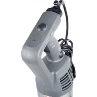 Profesyonel Robot Coupe MP 800 Turbo, büyük kazanlarda çorba, sos ve püre gibi ürünleri karıştırma ve parçalama işlemleri için tasarlanmıştır. 1000 W motoru ve 740 mm uzunluğundaki karıştırma koluyla endüstriyel mutfaklara uygundur.