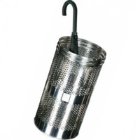 28 cm çapında ve 50 cm yüksekliğinde metal silindir şemsiyelik. Otel lobisi ve restoran girişi için uygun, dayanıklı şemsiye saklama standı. Modern tasarımlı, sanayi tipi metal şemsiye kovası. #şemsiyelik #otelipmanları #ofisaksesuar