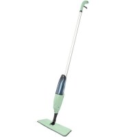 Yüksek kaliteli ve yıkanabilir mikrofiber beze sahip spreyli mop. Parke, fayans ve mermer yüzeylerde iz bırakmayan, tozu hapseden fısfıslı pratik temizlik paspası.