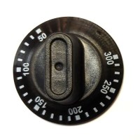 Derin dairesel kadranlı ve yüksek tutma kulplu termostat kapağı görselidir. 50 - 300 derece ısı aralığıyla fırın ve tost makinelerinde kolay kavrama ve sıcaklık ayarı sağlar.