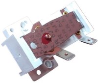 Yağlı radyatör ve elektrikli sobalar için özel tasarlanmış 16A 220V KST-401 termostat modeli. Isıtıcılarınızın sıcaklık ayarını hassas bir şekilde yönetin. Profesyonel imalatı ve teknik yapısıyla güvenli, ekonomik ısı kontrolü sağlar.